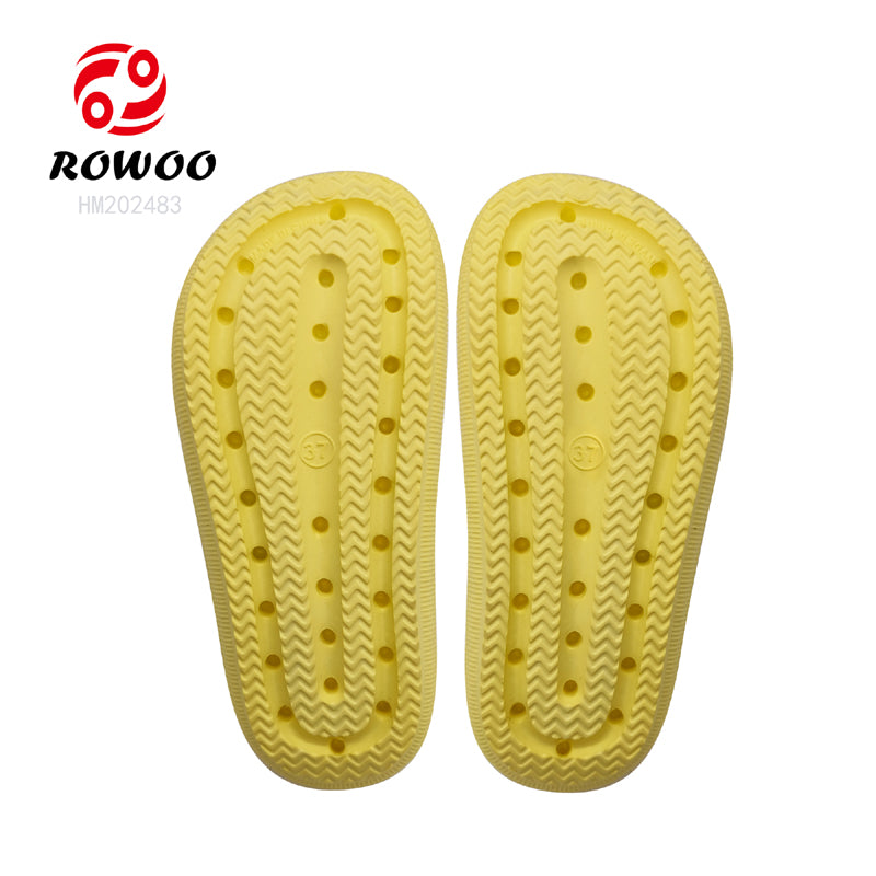 women medical clogs whitout holes less ventilated clogs lack of ventilation wear resistance