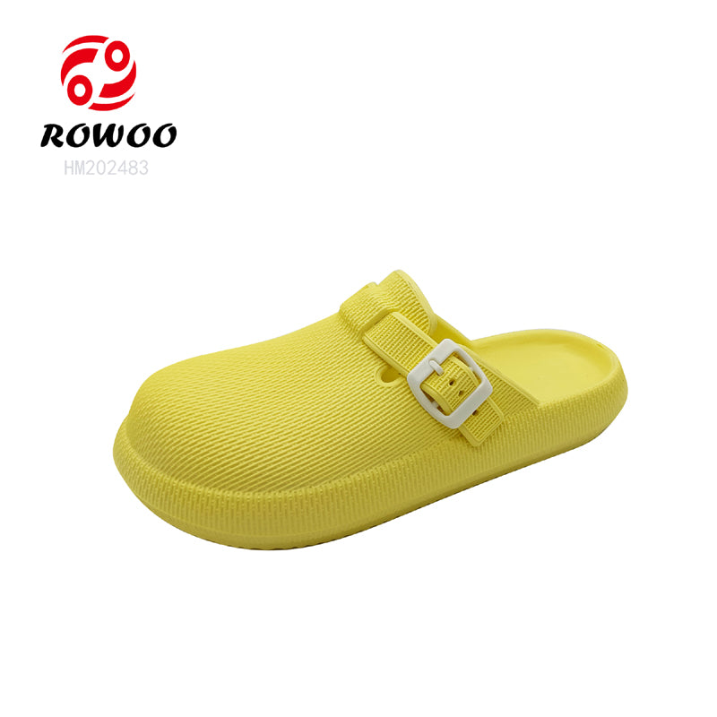 women medical clogs whitout holes less ventilated clogs lack of ventilation wear resistance